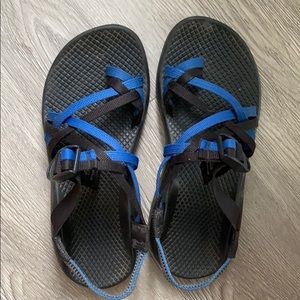 Double strap Chaco’s—size 7